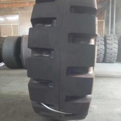 Giant Tire with L5 Pattern for Shovel Loader